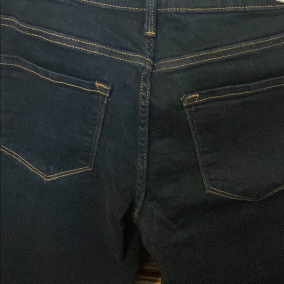 Old Navy Rockstar Super Skinny Dark wash jeans - Picture 2 of 3